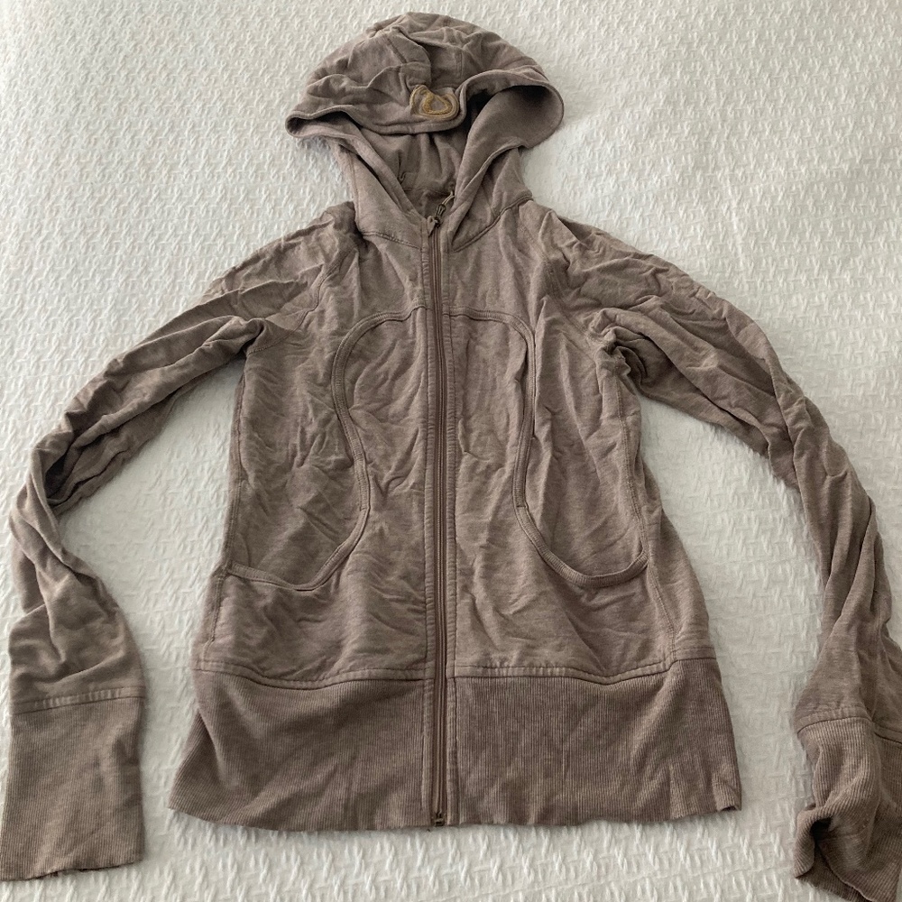 Lulu lemon sweater